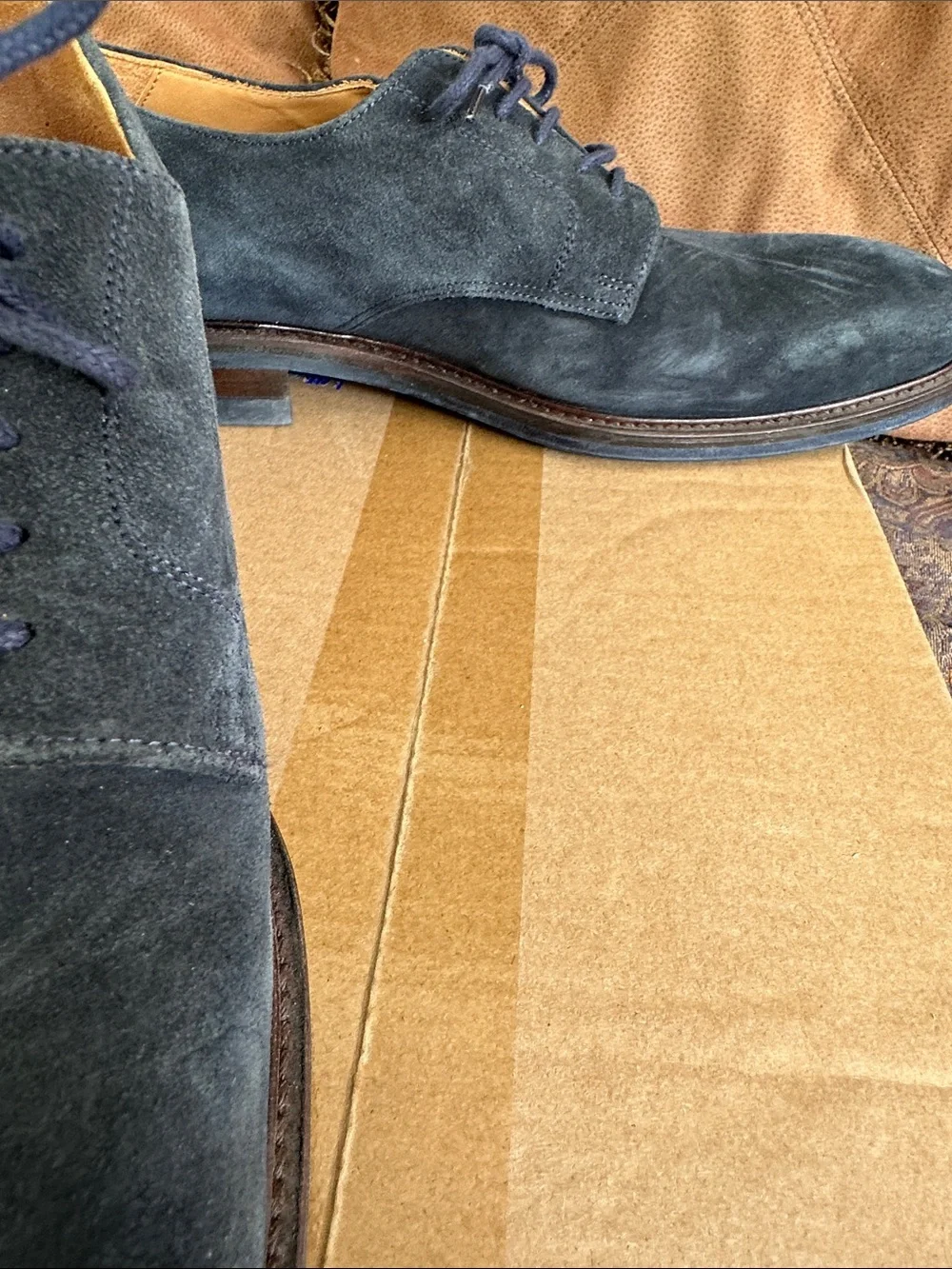Men's Navy Suede Chukka Boots - Classic Lace-Up